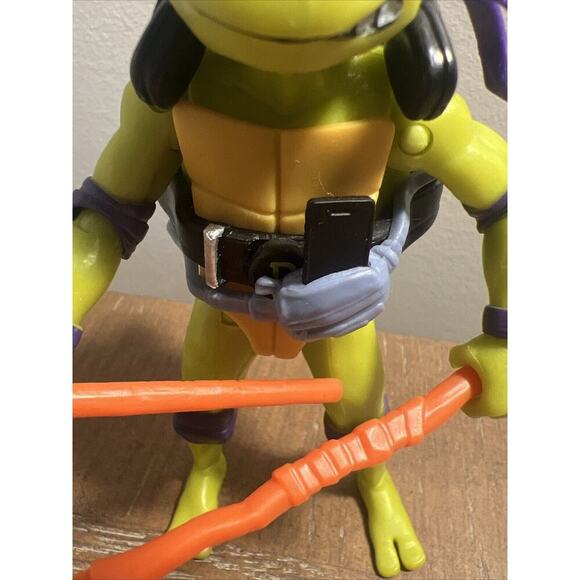 teenage Mutant ninja turtles Mayhem Donatello Figure by Playmates Toys - Picture 3 of 13